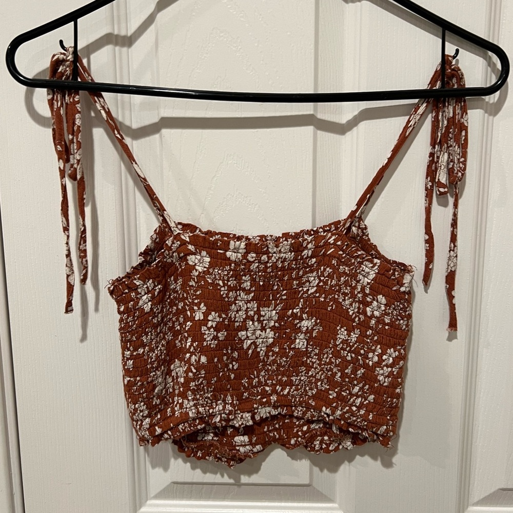abercrombie and fitch floral crop top